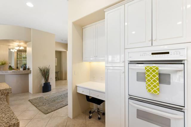 80080 Riviera, La Quinta CA: https://media.crmls.org/mediaz/97c932f0-6b3d-4630-b553-2228805bf7ad.jpg