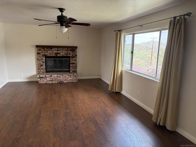 6702 Rainbow Hts. Rd.,  CA: https://media.crmls.org/mediaz/97c9e23d-3b6a-4321-8f36-3b128c9b15b4.jpg