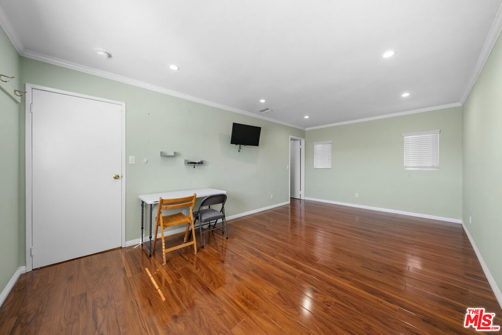 MLS #25618455 image #17