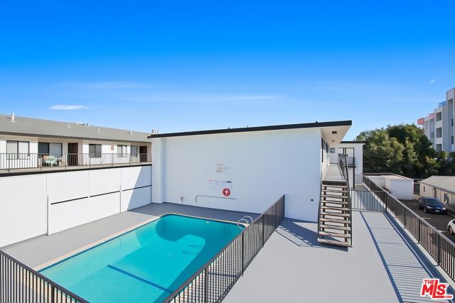 14110 Yukon Avenue, Hawthorne CA: https://media.crmls.org/mediaz/97ccb7df-f4d2-4295-b396-98c103bdbbc5.jpg