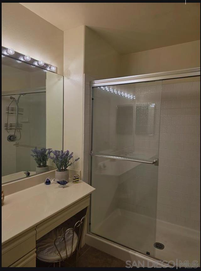 https://media.crmls.org/mediaz/97cce0d9-9bc5-4623-b09f-d0b5ea7b8a7a.jpg?preset=X-Large