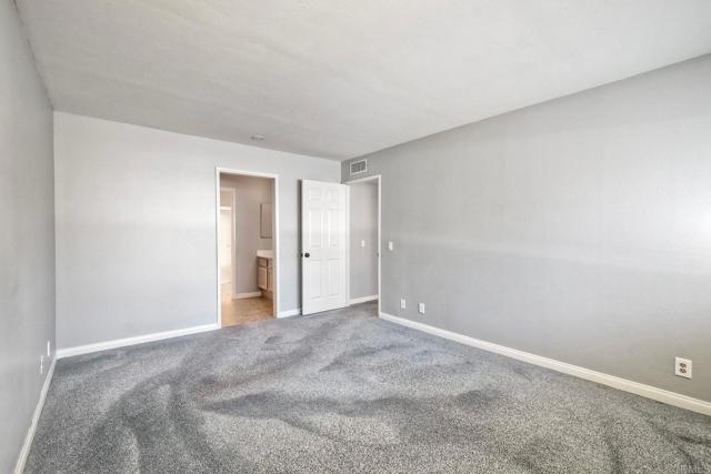 11840 Caminito Ronaldo, San Diego CA: https://media.crmls.org/mediaz/97ceeceb-1ea8-4a66-80fa-e429325bb3eb.jpg