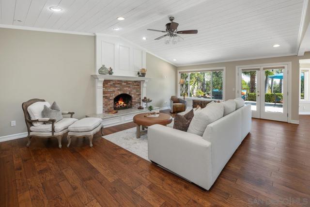 13627 Poway Springs Rd, Poway CA: https://media.crmls.org/mediaz/97cf3c1f-0ac3-405e-9f3c-c61d7dba6f04.jpg