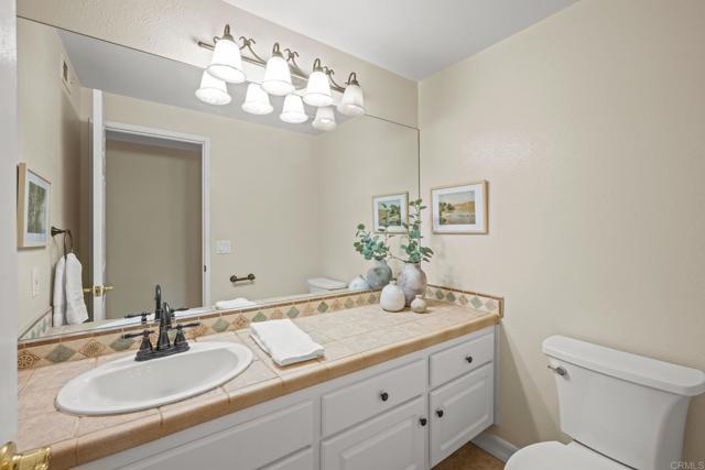 Detail Gallery Image 24 of 52 For 2702 Jacaranda Ave, Carlsbad,  CA 92009 - 5 Beds | 2/1 Baths