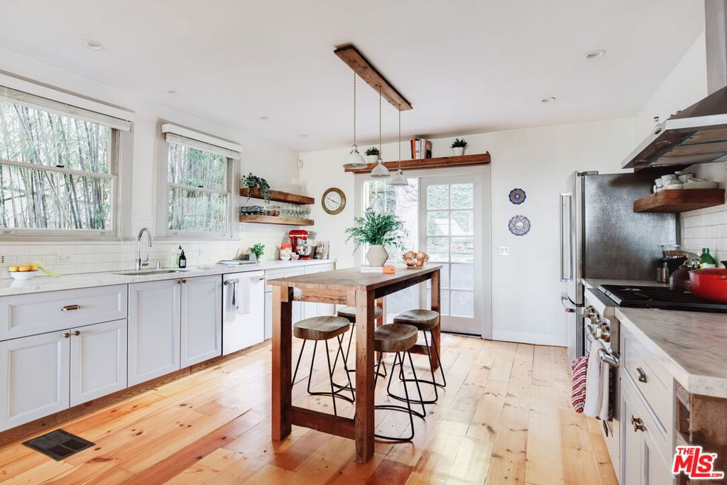 MLS #25590625 image #14