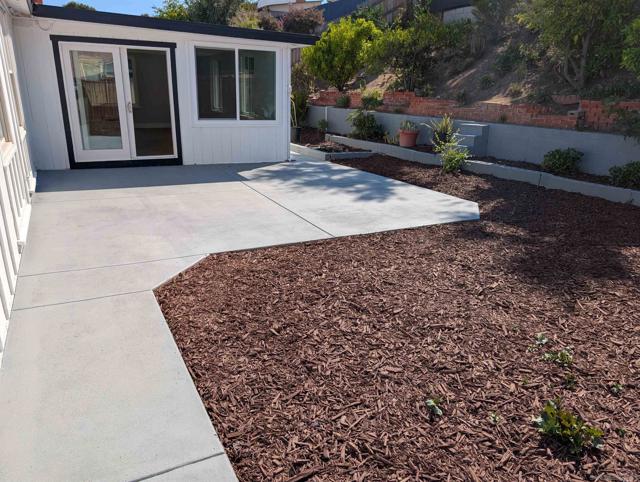 8774 Tommy Drive, San Diego CA: https://media.crmls.org/mediaz/97d208ba-48ce-4b34-94f0-95efcb95914e.jpg