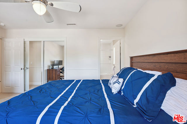 23040 Blue Bird Drive, Calabasas CA: https://media.crmls.org/mediaz/97d28856-6086-401e-8517-139b443027b4.jpg