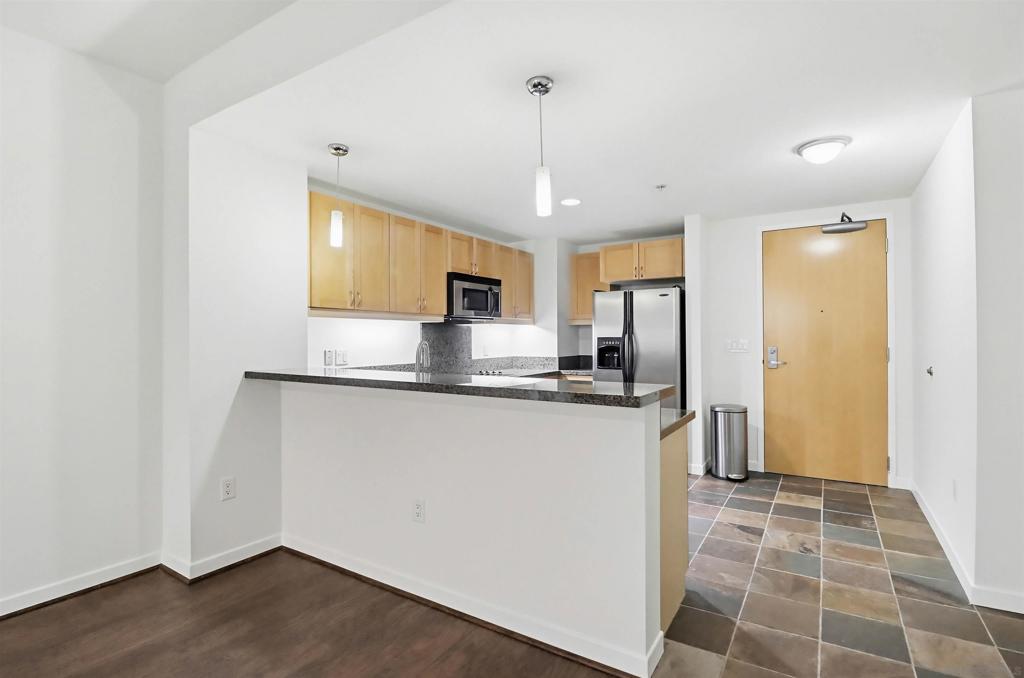 1150 J Street - photo 3