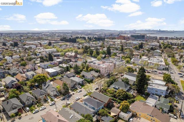 Image 47 of 52 For 1072 57th St