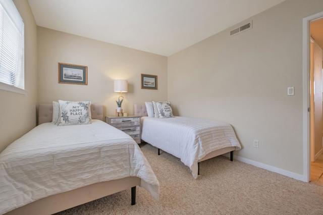 1067 Via Tornasol, Aptos CA: https://media.crmls.org/mediaz/97d5d20d-9bfa-4d46-93c1-6fe52c2af6e2.jpg