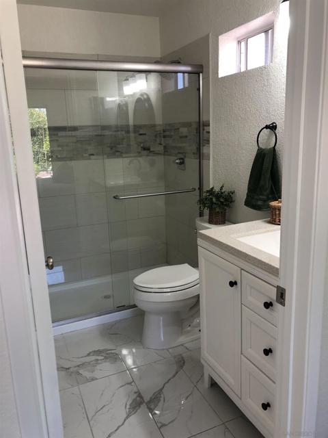 Image 10 of 21 For 5176 Baywood Circle