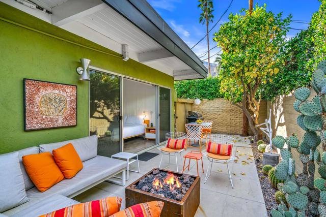 1611 S Calle Palo Fierro #4, Palm Springs, CA 92264