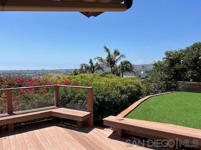 3154 Lloyd St, San Diego CA: https://media.crmls.org/mediaz/97d77c86-e2e8-4d8d-9f01-4c1e7da71b5e.jpg