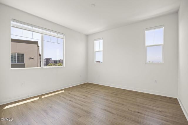 2870 Wagon Wheel Road, Oxnard CA: https://media.crmls.org/mediaz/97d81c88-570b-49e5-a5c6-be425d7c55e6.jpg
