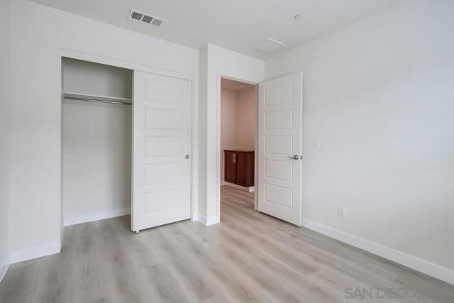 Image 12 of 39 For 12962 Peppergrass Creek Gate  43