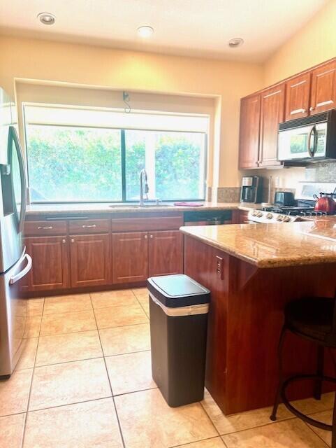 Image 11 of 24 For 76817 Scirocco Road