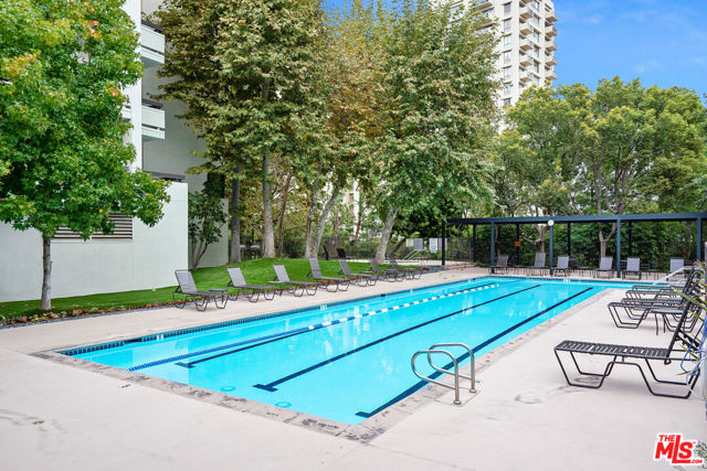 2142 Century Park Lane, Los Angeles CA: https://media.crmls.org/mediaz/97d95eb0-cf80-4e7f-8249-522fe820e4a3.jpg