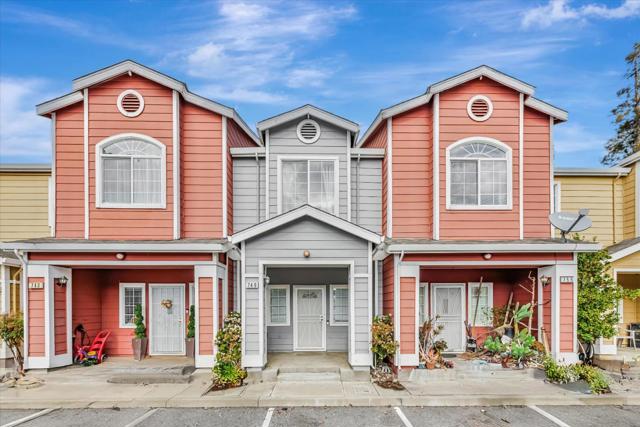 749 Bonita Place, San Jose CA: https://media.crmls.org/mediaz/97da3107-bdb9-4cae-afa7-593e81db2e1a.jpg