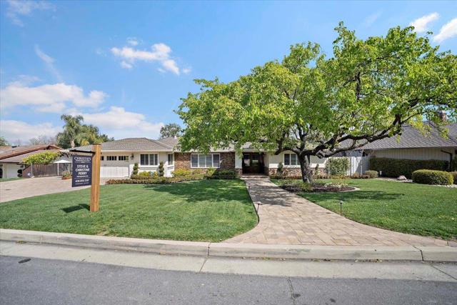 6692 Leyland Park Drive, San Jose CA: https://media.crmls.org/mediaz/97dc6634-9200-4e9c-838b-b62ac3ba1324.jpg