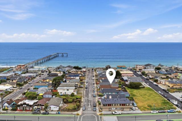 71 Salada Avenue, Pacifica CA: https://media.crmls.org/mediaz/97dd2573-eca6-4cb7-bf5e-b8b0ec0fe83d.jpg