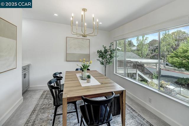 2175 Cactus Ct, Walnut Creek CA: https://media.crmls.org/mediaz/97dde4d9-f164-4e50-b1a0-676cf48e4818.jpg