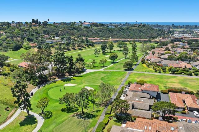 159 Mexicali Ct, Solana Beach CA: https://media.crmls.org/mediaz/97de247e-0850-4ed4-867c-eb034f36fc3e.jpg