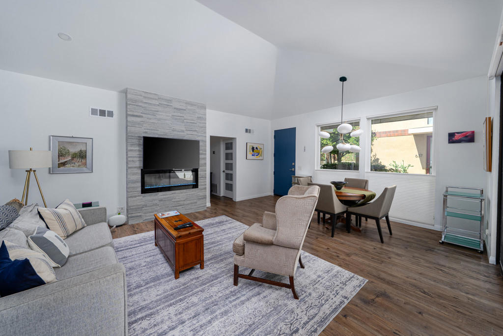 MLS #219139070PS image #3