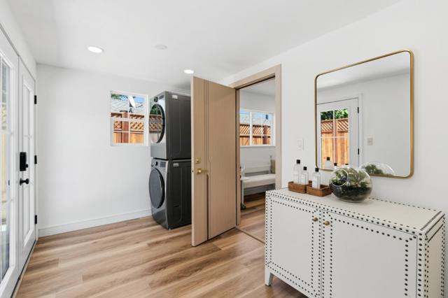 1257 Laurel Avenue, East Palo Alto CA: https://media.crmls.org/mediaz/97e08136-fc81-4e26-ab9f-795537f917d3.jpg