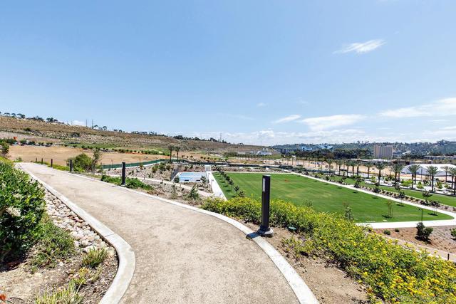 2921 Via Alta Pl, San Diego CA: https://media.crmls.org/mediaz/97e175af-263d-4d17-b0c9-c70c15691118.jpg