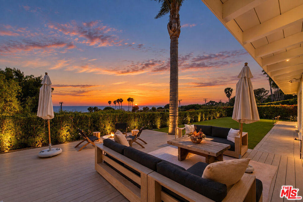 26887 Sea Vista Drive — Bungalow