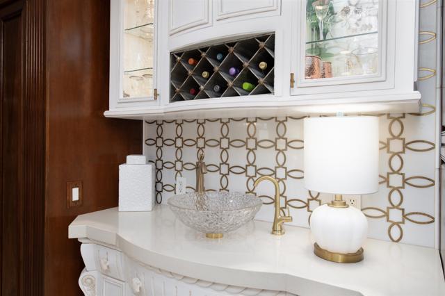 Detail Gallery Image 12 of 63 For 10737 Birch Bluff Ave, San Diego,  CA 92131 - 4 Beds | 3/1 Baths