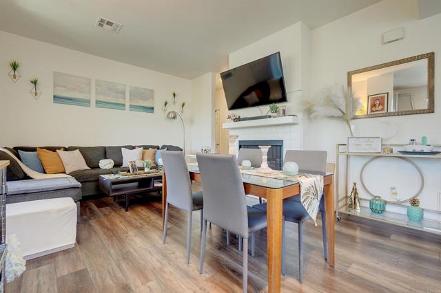 10908 Sabre Hill Drive, San Diego CA: https://media.crmls.org/mediaz/97e2c7ff-f520-4c63-9289-27e96cc68b1c.jpg
