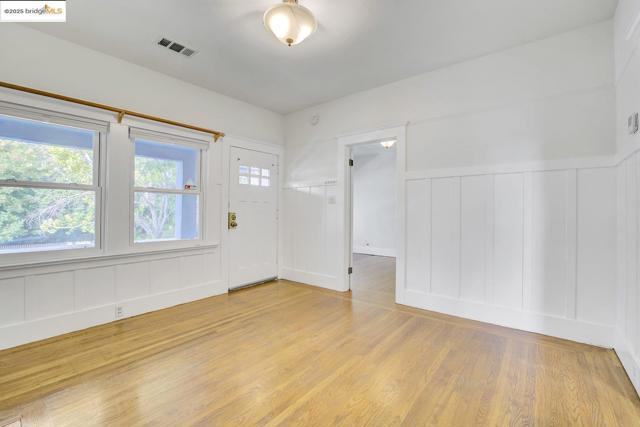 2406 10th, Berkeley CA: https://media.crmls.org/mediaz/97e33aed-f8e5-4bb8-a49f-b8ead76b61c6.jpg