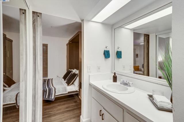 1771 Broadway Street, Concord CA: https://media.crmls.org/mediaz/97e514db-f2be-4788-b8ca-d7fb5fffffb9.jpg