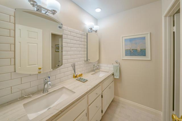 Detail Gallery Image 23 of 34 For 12964 Caminito Bautizo, San Diego,  CA 92130 - 3 Beds | 2/1 Baths