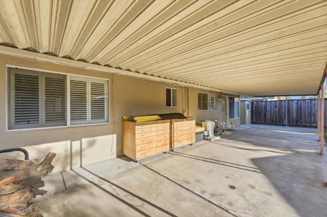 1863 Sarasota Way, San Jose CA: https://media.crmls.org/mediaz/97e73547-2382-42b7-81a1-0ca60f88c642.jpg