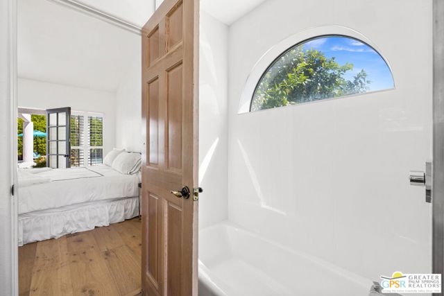 38262 W Maracaibo Circle, Palm Springs CA: https://media.crmls.org/mediaz/97e74123-eb98-4350-b756-798366c58158.jpg