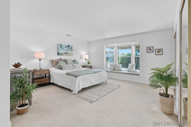 5374 Wellesley Street, La Mesa CA: https://media.crmls.org/mediaz/97e78c2b-0503-4d76-84be-5e6b75d95efd.jpg
