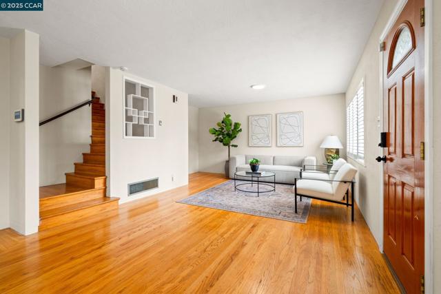 1232 E 20Th St, Oakland CA: https://media.crmls.org/mediaz/97e78f29-33fe-4b36-9673-5ca38bf5b207.jpg