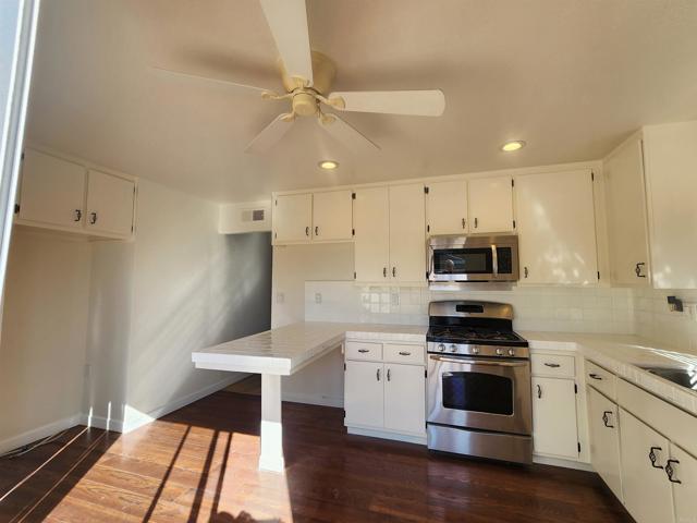 Detail Gallery Image 27 of 41 For Address Is Not Disclosed, Escondido,  CA 92026 - 5 Beds | 3 Baths
