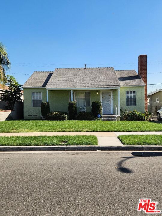 3254 Gale Ave, Long Beach, CA 90810