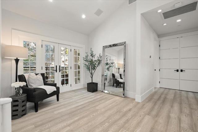 Image 33 of 81 For 17203 Deer Park Road
