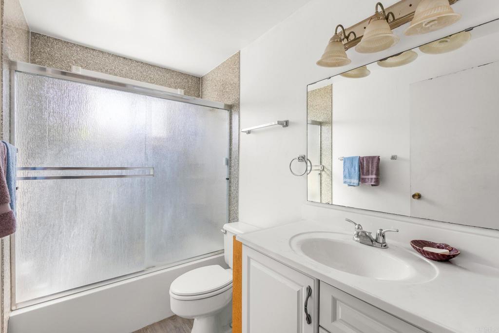643 Hillward St. - photo 10
