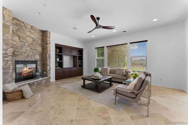 5527 Alexandrine Ct, Oceanside CA: https://media.crmls.org/mediaz/97ec1319-1a84-4c6e-b884-dbb2c9f6d09b.jpg