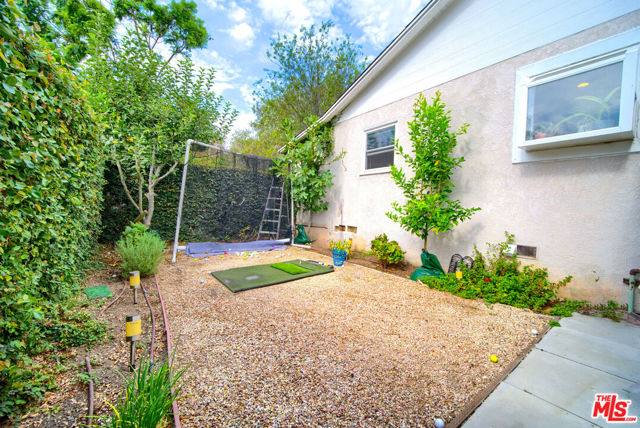 3282 Stoner Avenue, Los Angeles CA: https://media.crmls.org/mediaz/97ec246c-67b6-4499-b951-2ad3d9db2f75.jpg