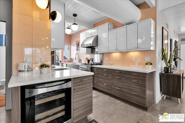 657 N Juanita Drive, Palm Springs, CA 92262