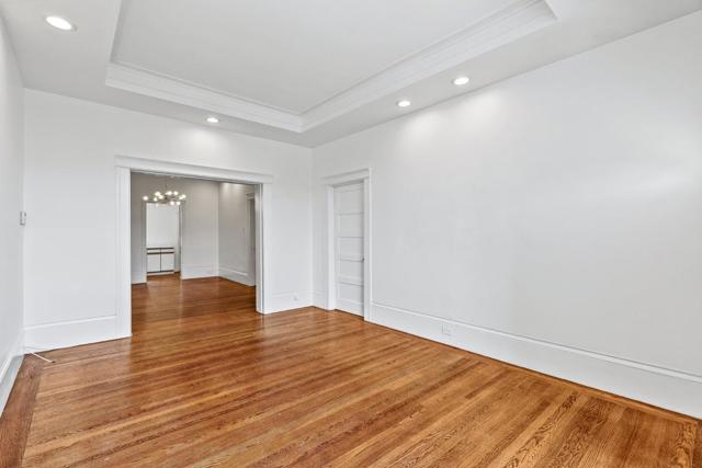 Image 12 of 41 For 224 27th Street