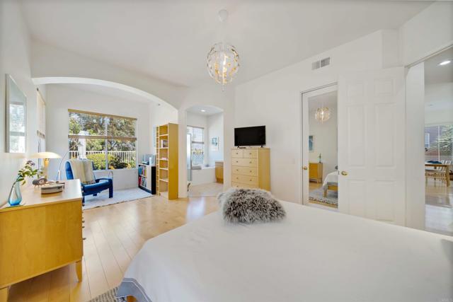 771 Dry Creek Drive, Chula Vista CA: https://media.crmls.org/mediaz/97ed647a-3544-4c83-aefe-7bb5a50f3a50.jpg