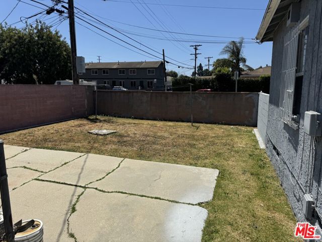 1811 94th Street, Los Angeles, California 90047, ,Multi-Family,For Sale,94th,24403541