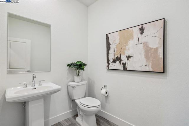5360 Trimonti Cir, Antioch CA: https://media.crmls.org/mediaz/97ef80b2-55ea-4db6-802a-c14e33736481.jpg